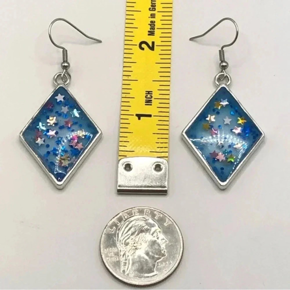 Diamond Blue Stars Handmade Resin Glitter Silver Tone Earrings New NWT - Picture 3 of 3